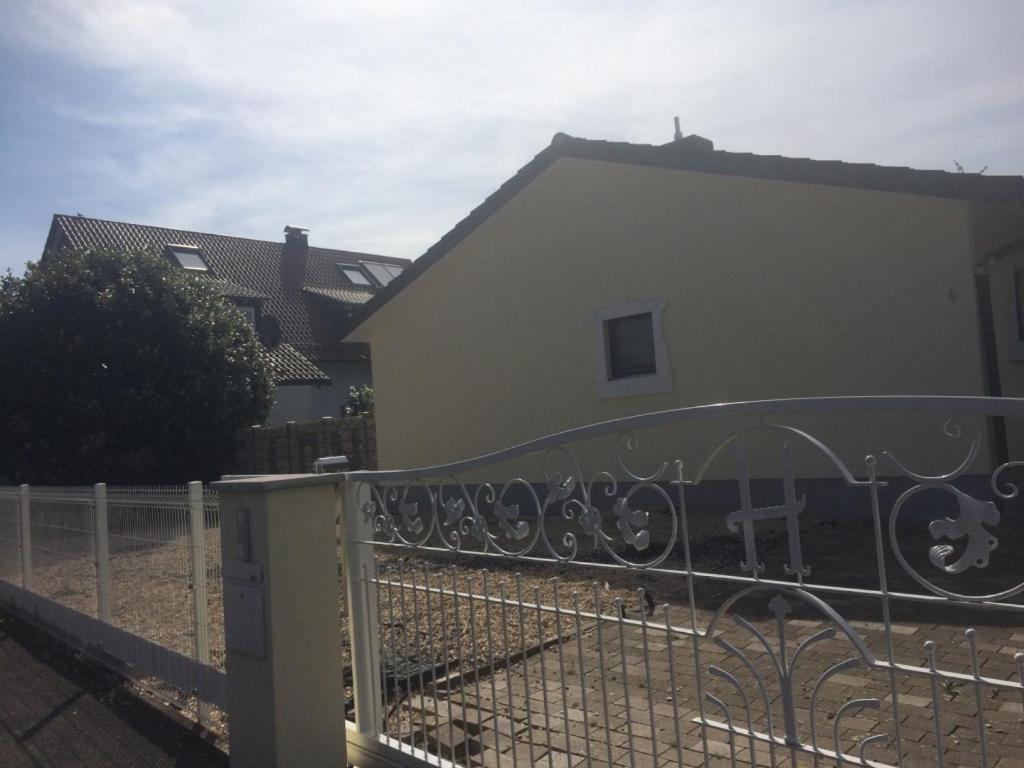 Sions Grosse Ferienwohnung Ferienwohnung Mit 3 Schlafzimmer, 2 Km Bis Zum Europapark Rust Kappel-Grafenhausen Luaran gambar