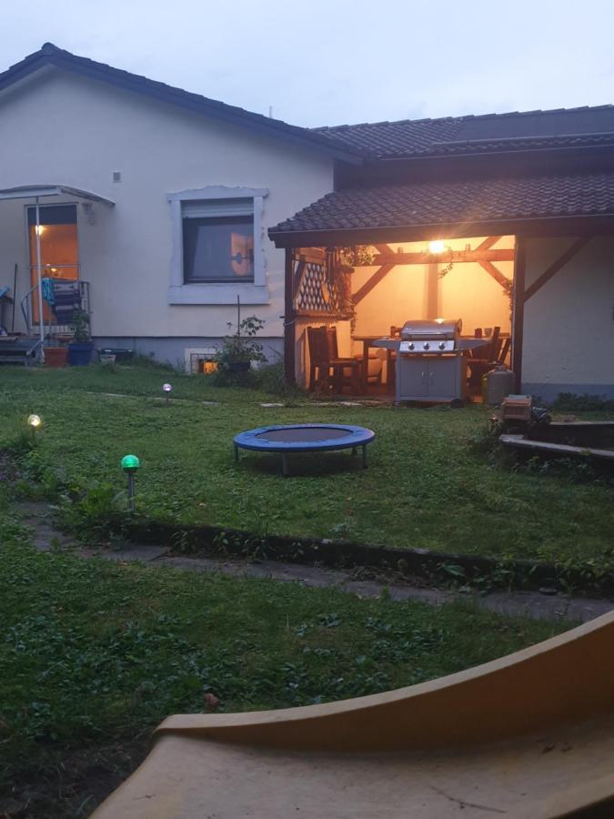 Sions Grosse Ferienwohnung Ferienwohnung Mit 3 Schlafzimmer, 2 Km Bis Zum Europapark Rust Kappel-Grafenhausen Luaran gambar